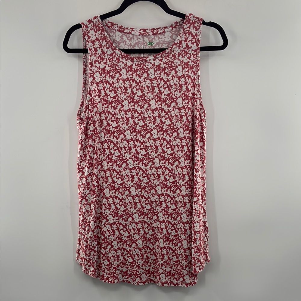 3for$20 Dip Burgundy and White Floral Sleeveless Tank Top